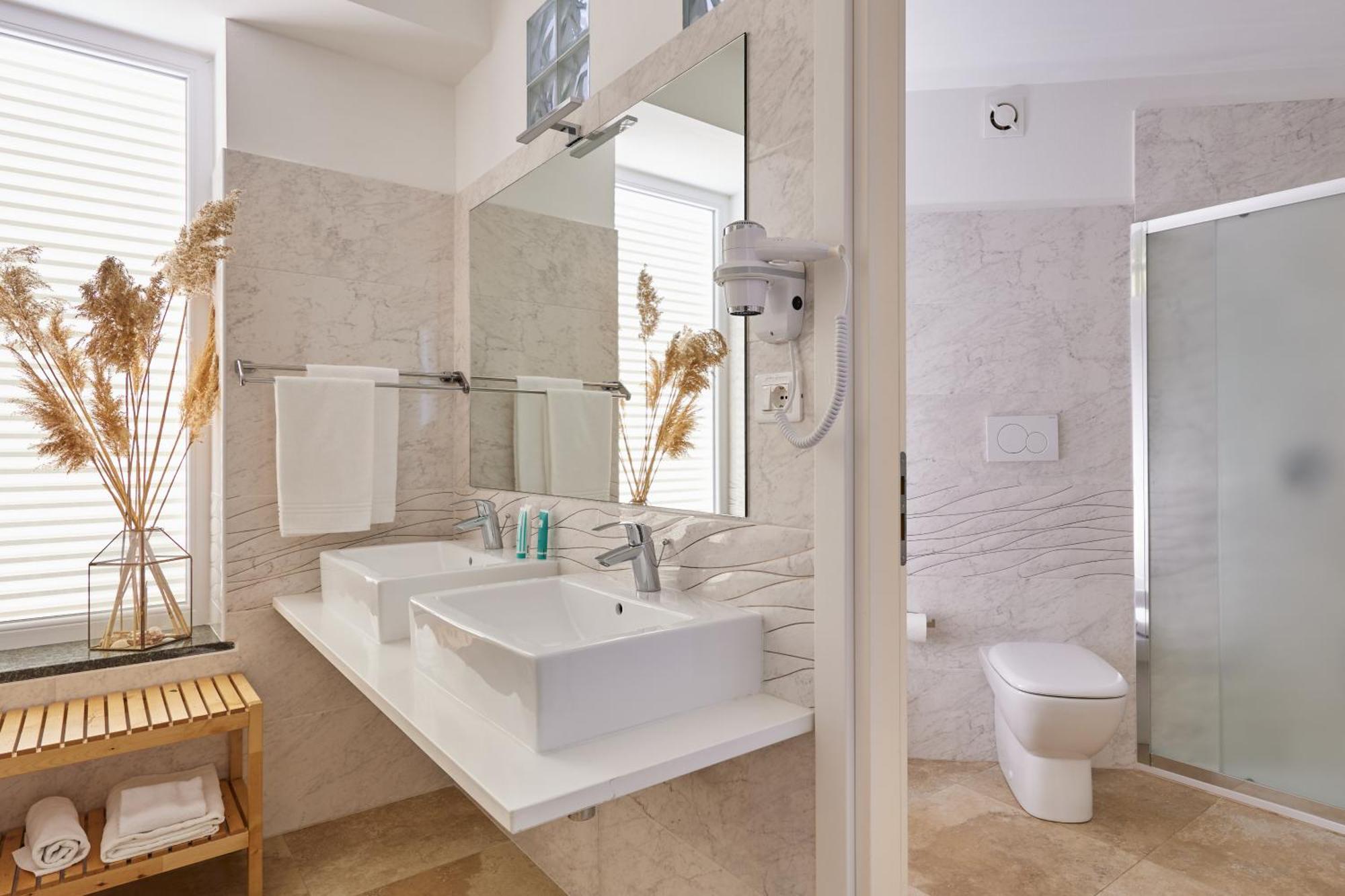 Hotel Golden 4*
